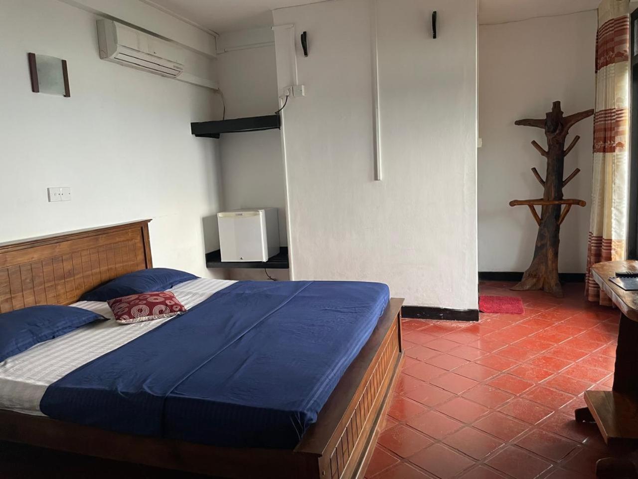 Kandy Gem Inn Blue Hotel Экстерьер фото