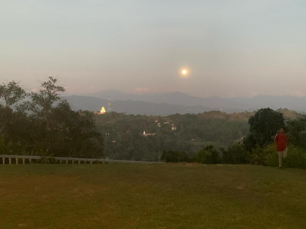 Kandy Gem Inn Blue Hotel Экстерьер фото